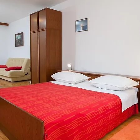 Apartamento Lidija *
